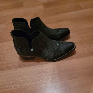 Womans Roper Boots